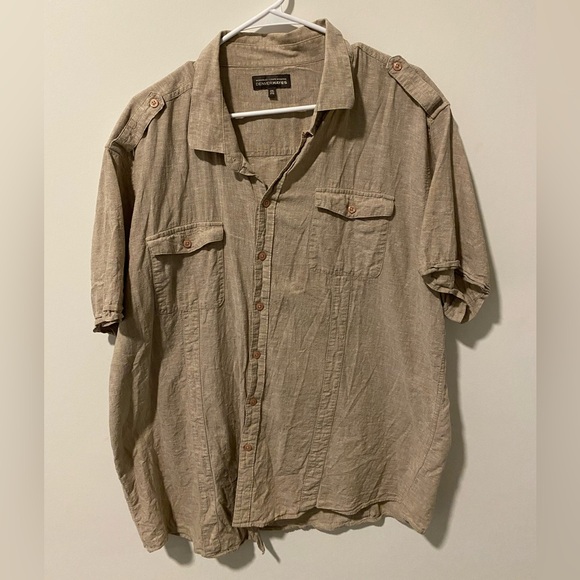🌲 Denver Hayes Khaki Button Down Short Sleeve - Picture 1 of 2
